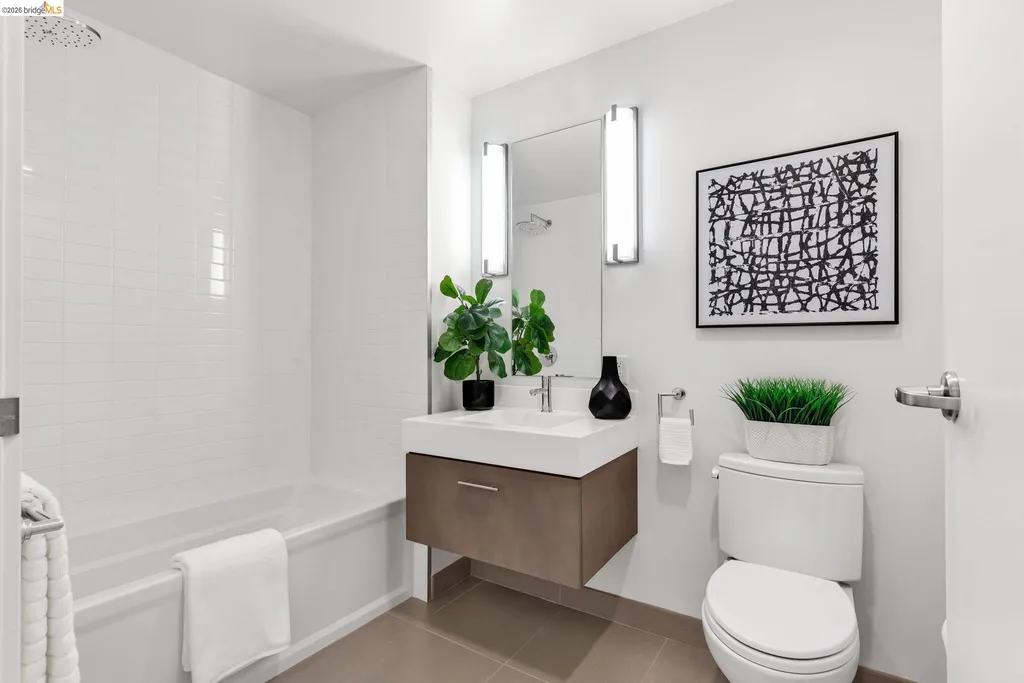 51 Innes Court San Francisco CA 94124