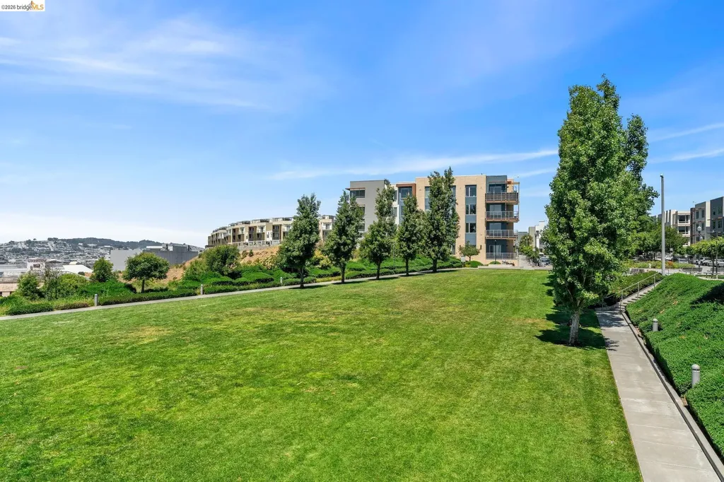 51 Innes Court San Francisco CA 94124