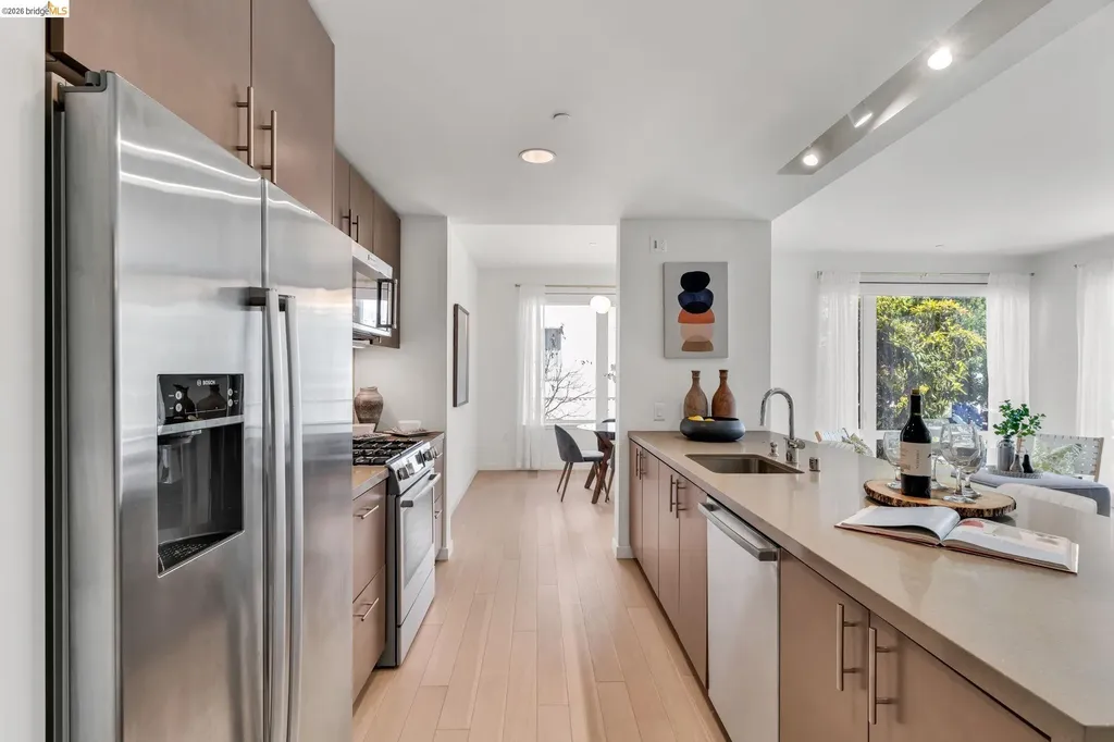 51 Innes Court San Francisco CA 94124