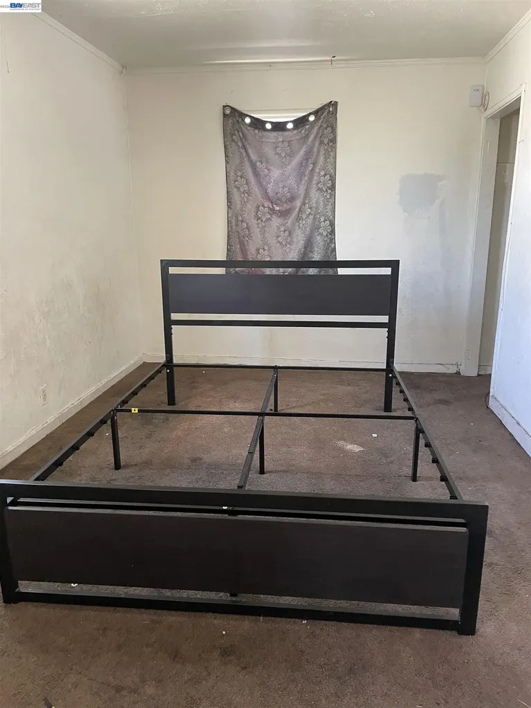 1735 84th Avenue Oakland CA 94621