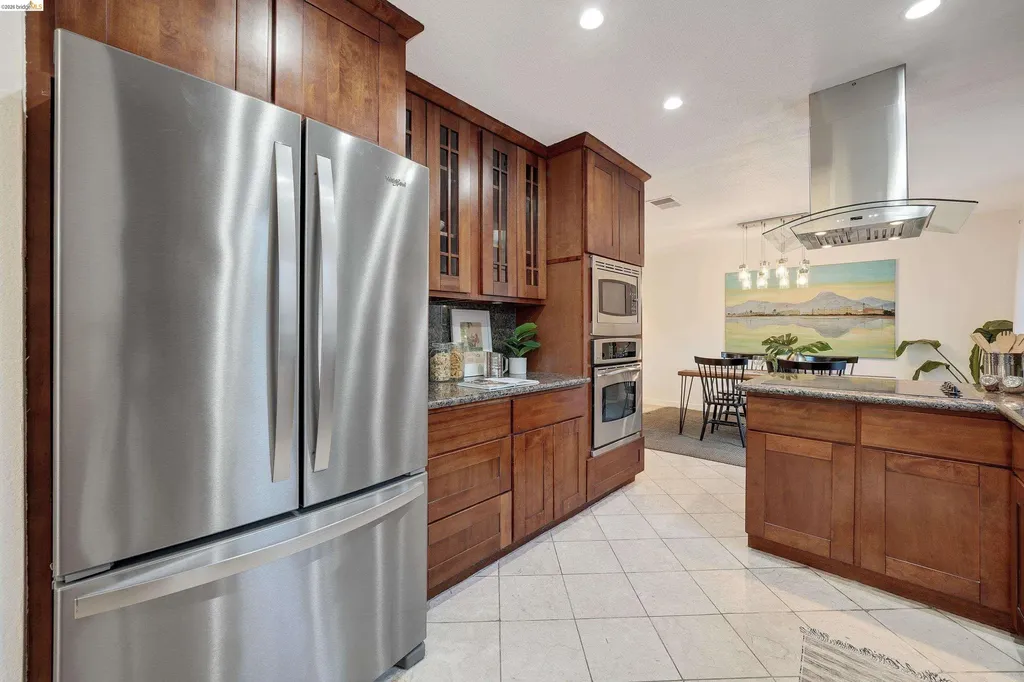 26670 Joshua Street Hayward CA 94544