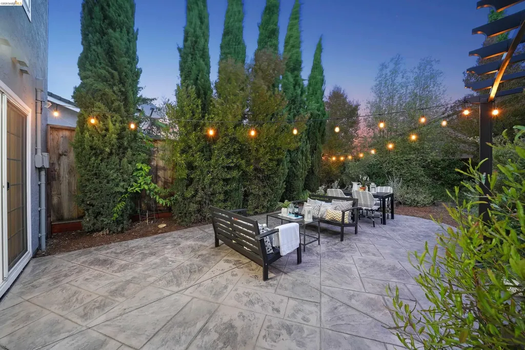 26670 Joshua Street Hayward CA 94544