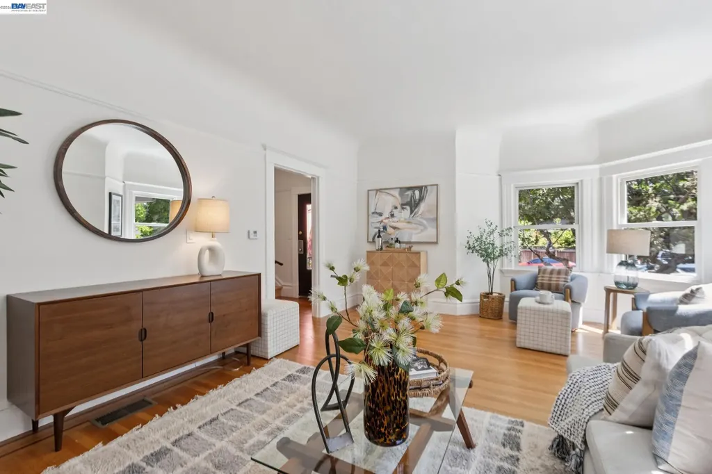 2607 Alcatraz Avenue Berkeley CA 94705
