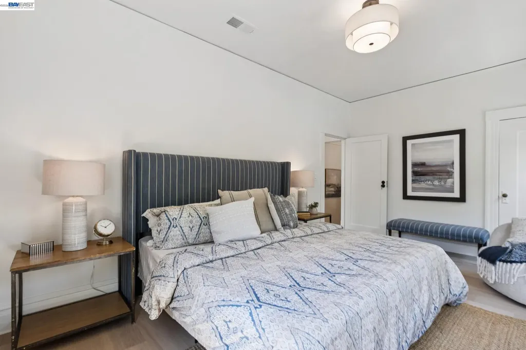 2607 Alcatraz Avenue Berkeley CA 94705