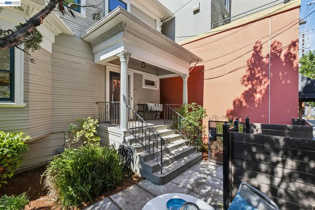 2607 Alcatraz Avenue Berkeley CA 94705