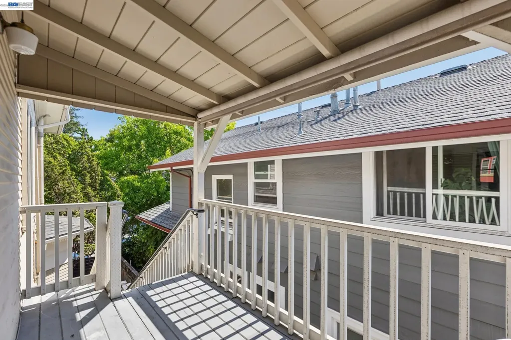 2607 Alcatraz Avenue Berkeley CA 94705