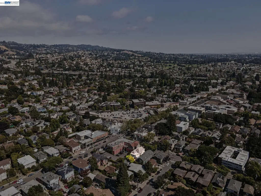 2607 Alcatraz Avenue Berkeley CA 94705