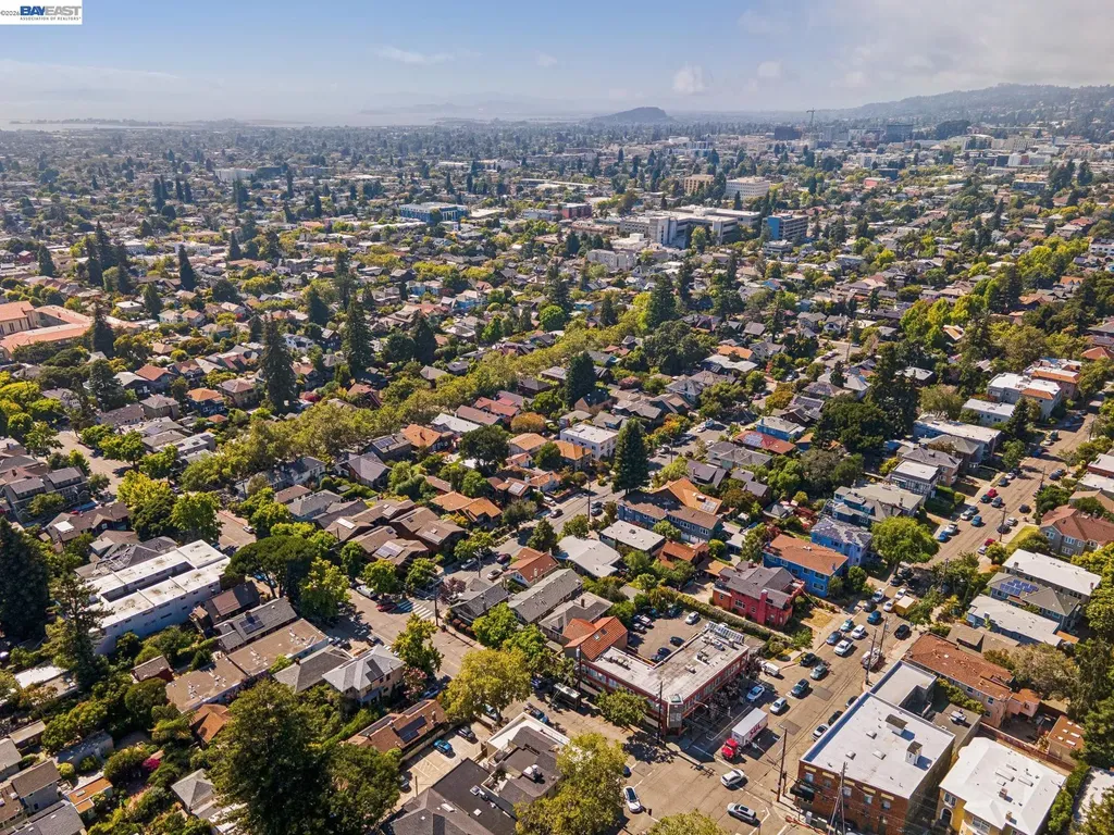 2607 Alcatraz Avenue Berkeley CA 94705
