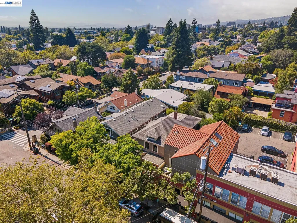 2607 Alcatraz Avenue Berkeley CA 94705