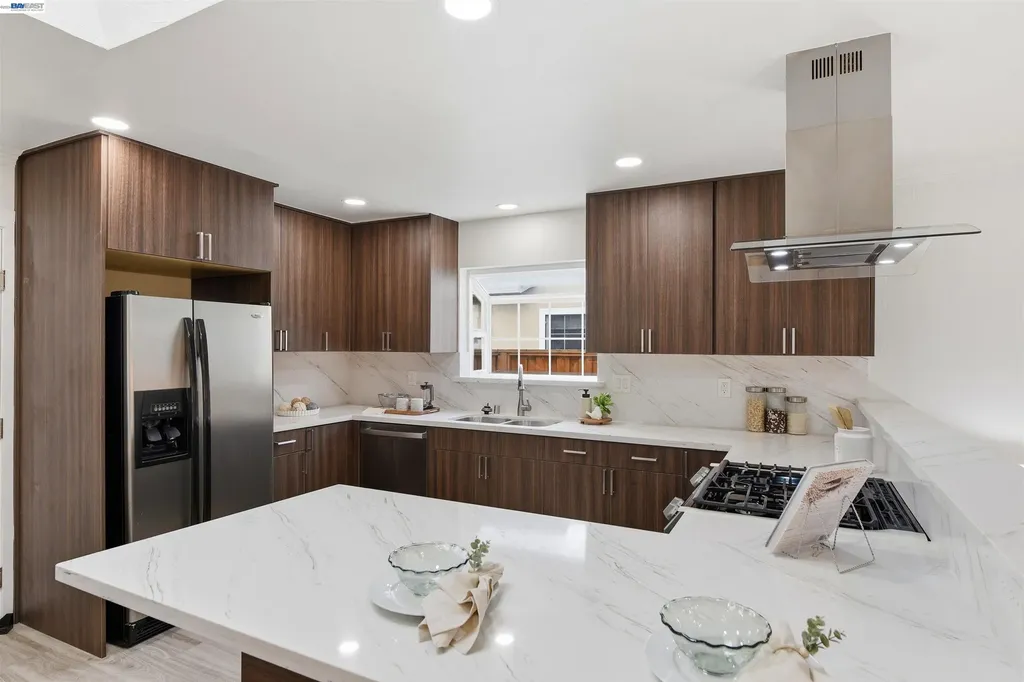 4201 Torres Avenue Fremont CA 94536