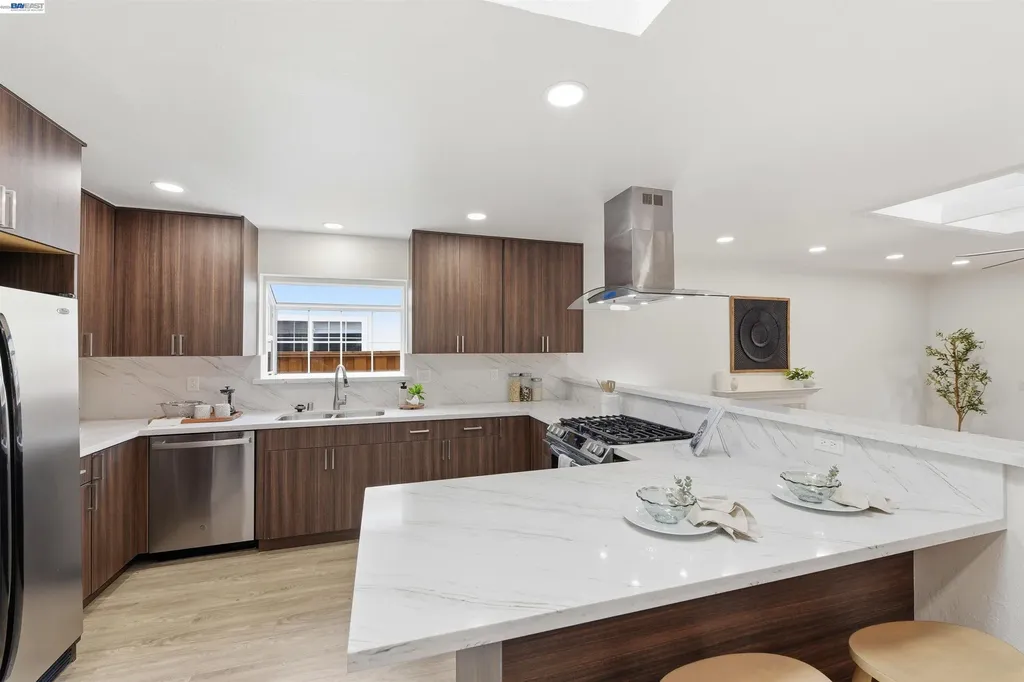 4201 Torres Avenue Fremont CA 94536