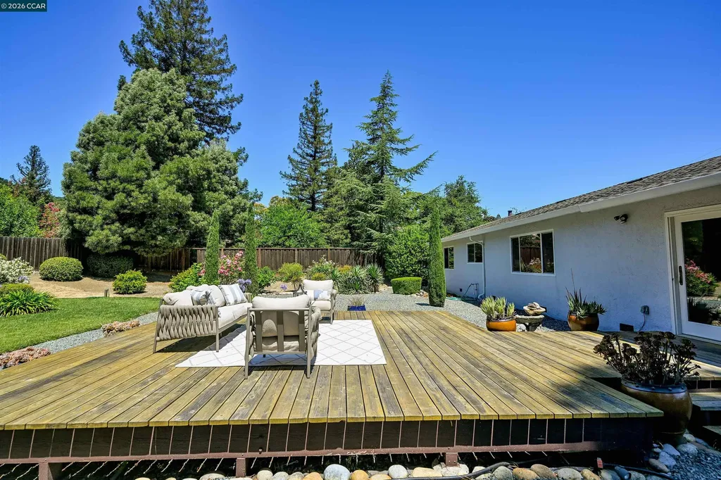 3165 Padre Street Lafayette CA 94549