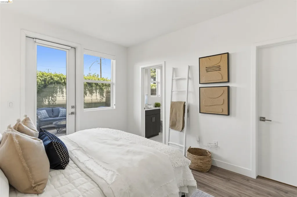 1355 Pullman Way Oakland CA 94607