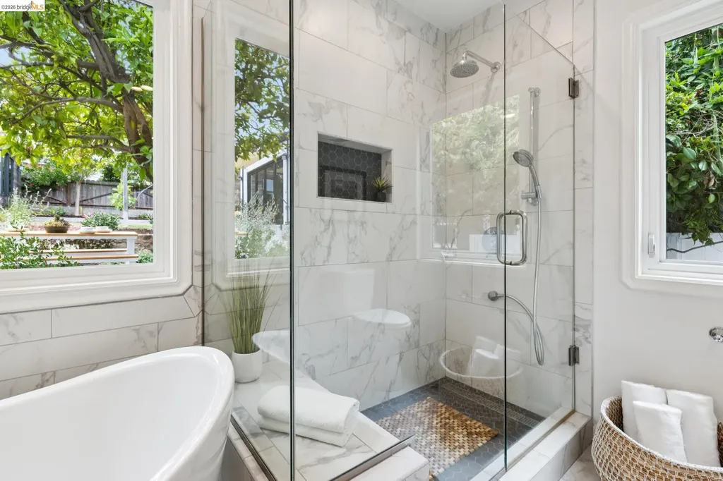 4446 Davenport Avenue Oakland CA 94619