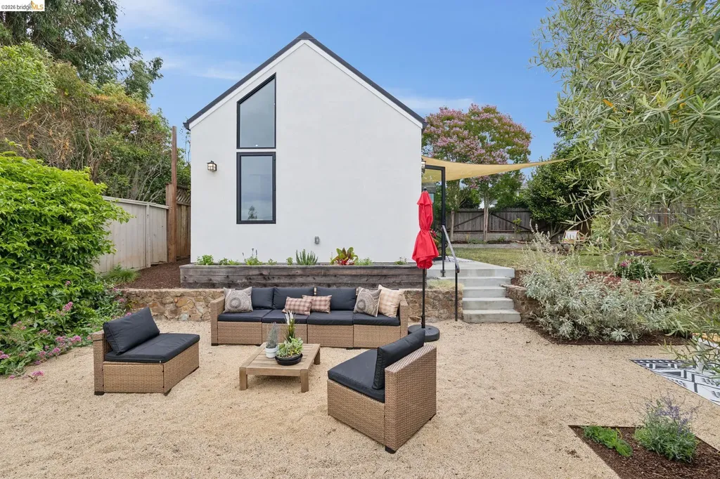 4446 Davenport Avenue Oakland CA 94619