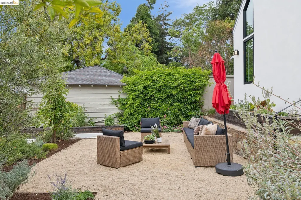 4446 Davenport Avenue Oakland CA 94619