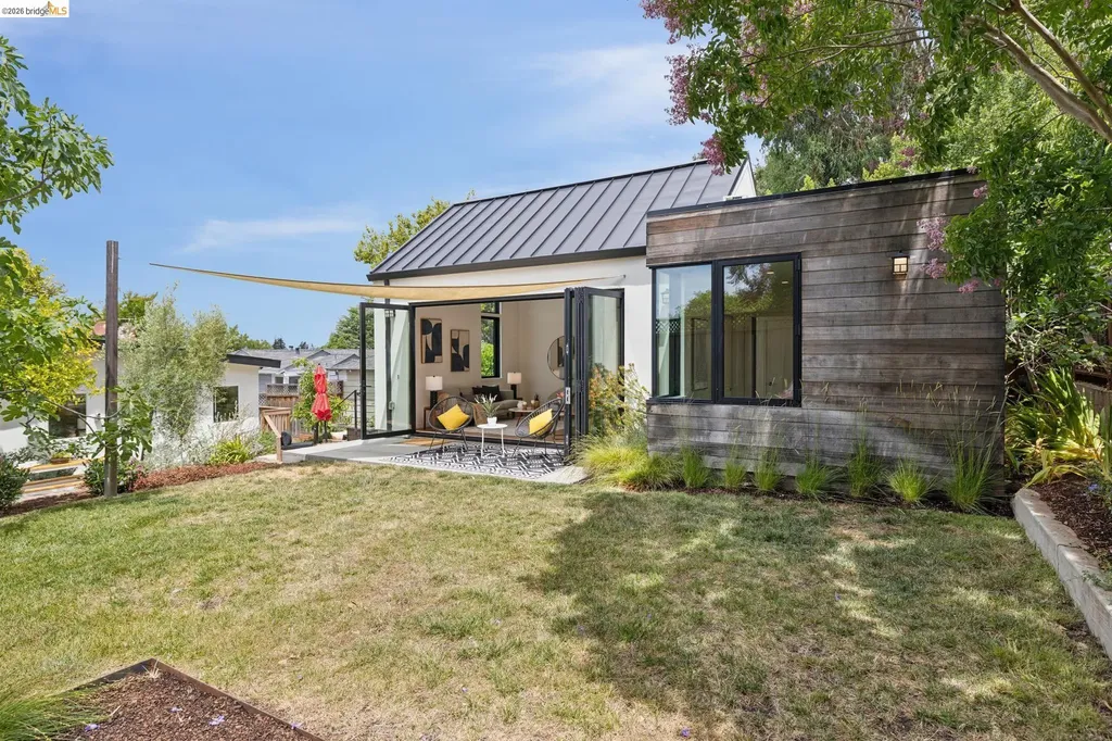 4446 Davenport Avenue Oakland CA 94619
