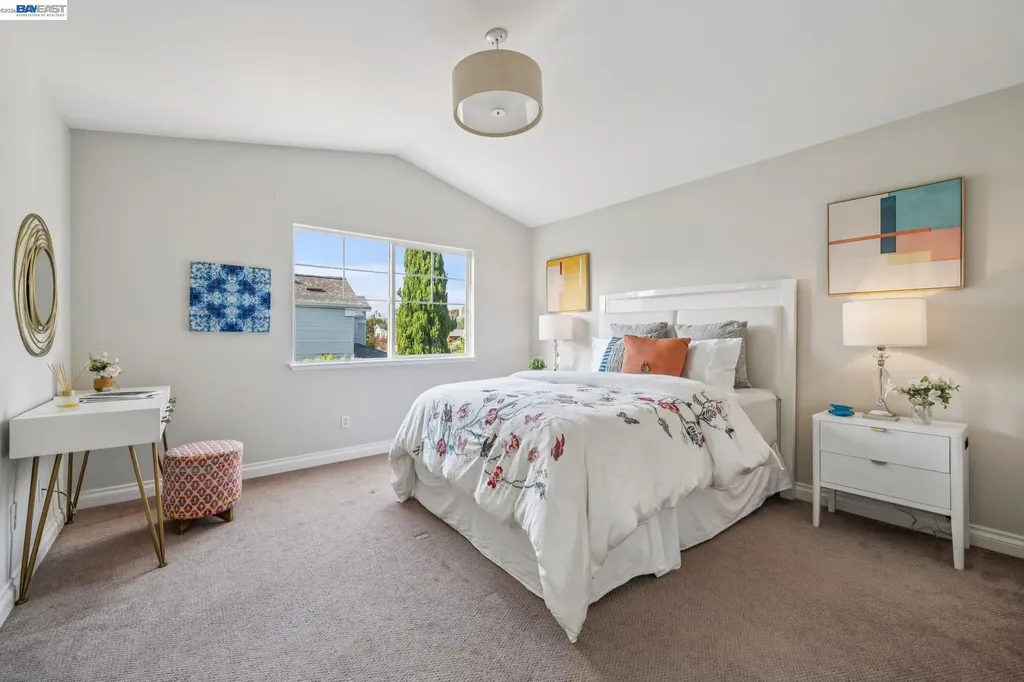 35 Britt Court Alameda CA 94502