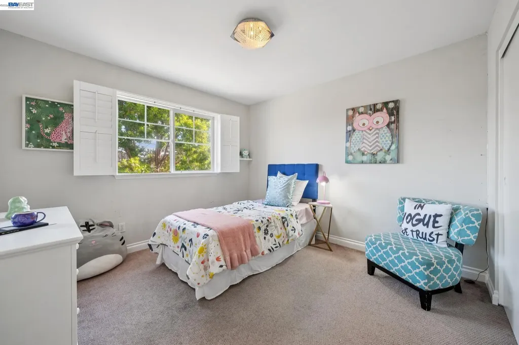 35 Britt Court Alameda CA 94502