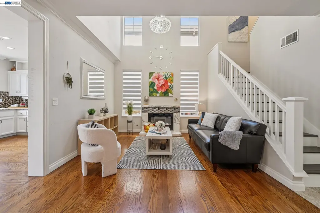 35 Britt Court Alameda CA 94502