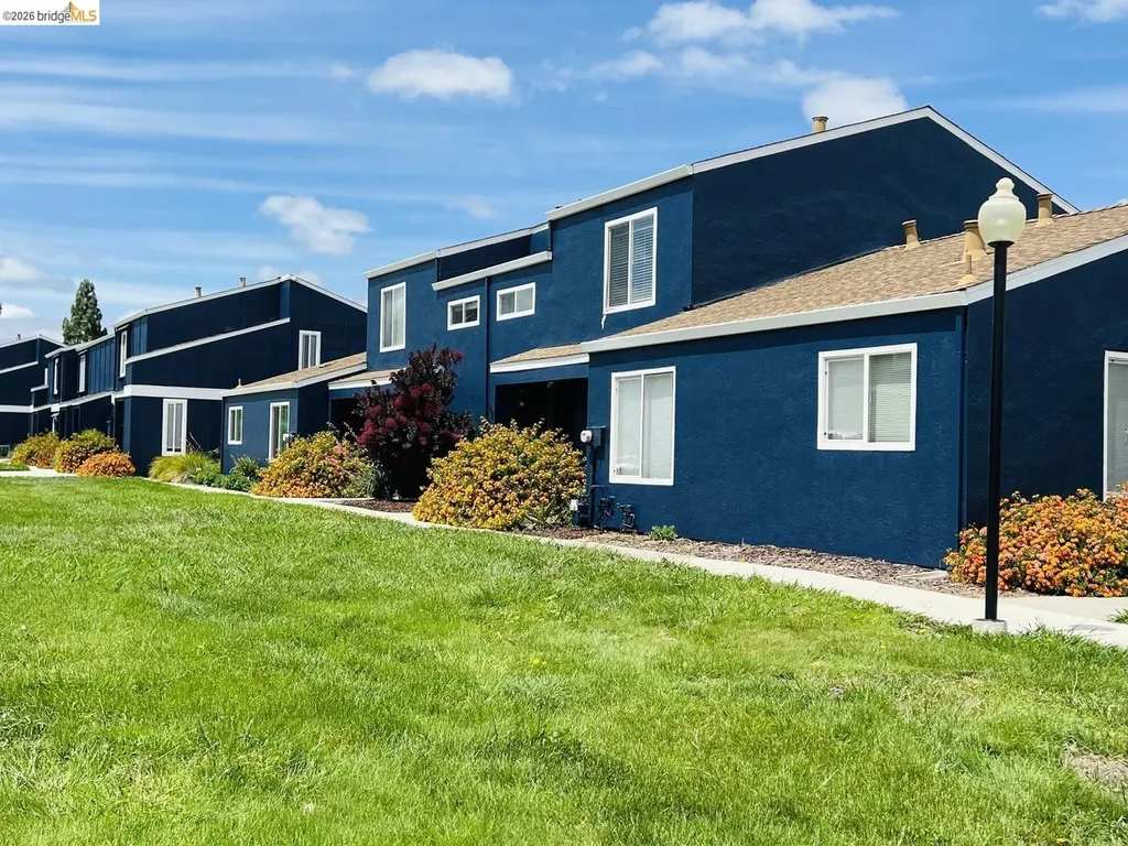42 El Capitan Lane Antioch CA 94509