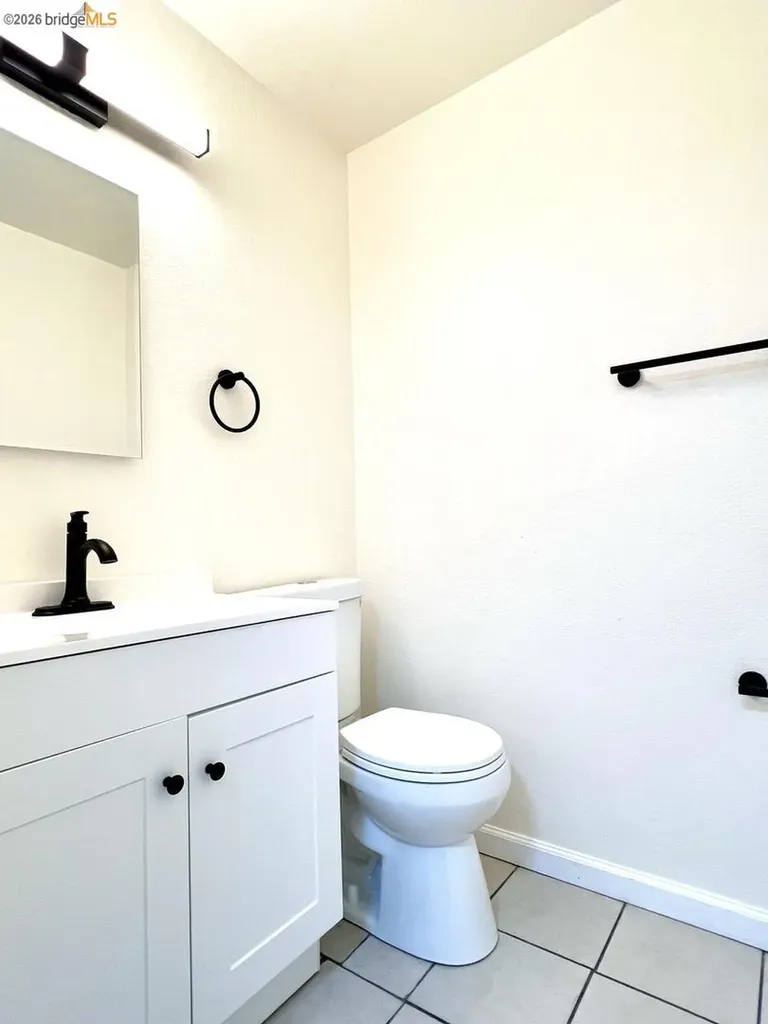 42 El Capitan Lane Antioch CA 94509