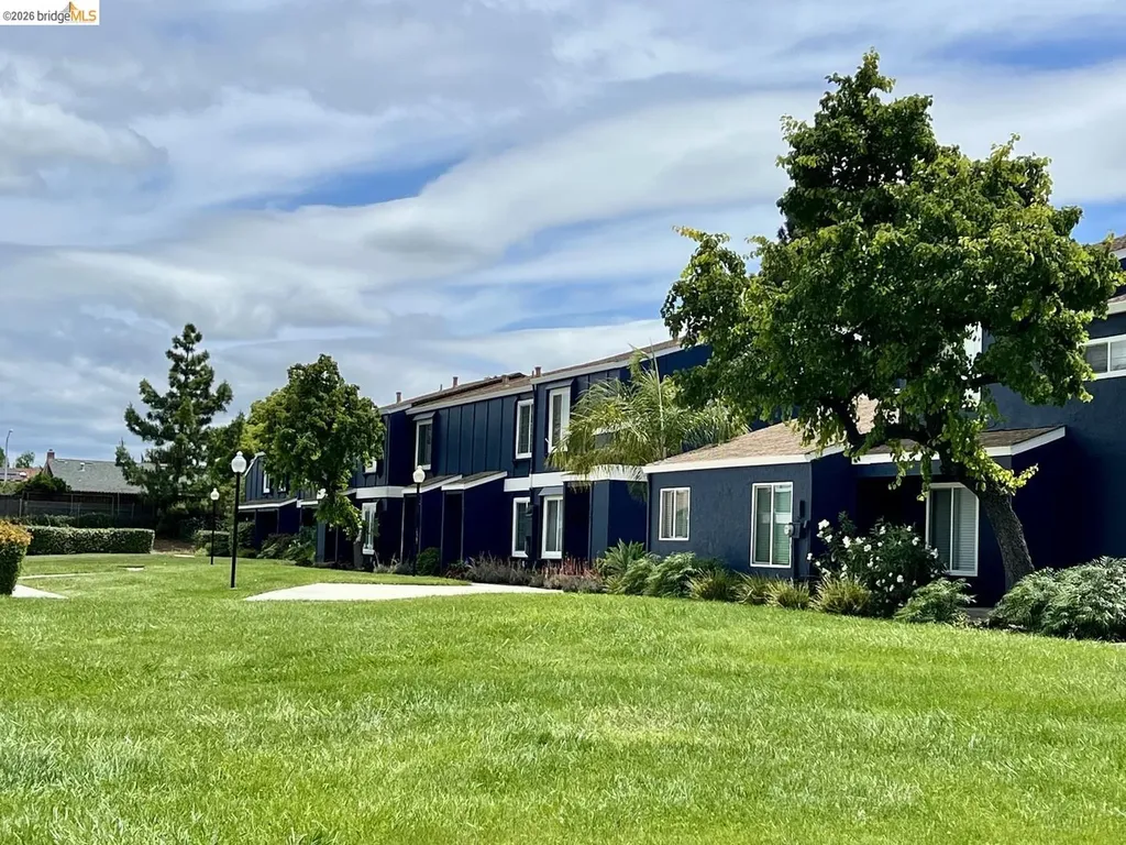 42 El Capitan Lane Antioch CA 94509