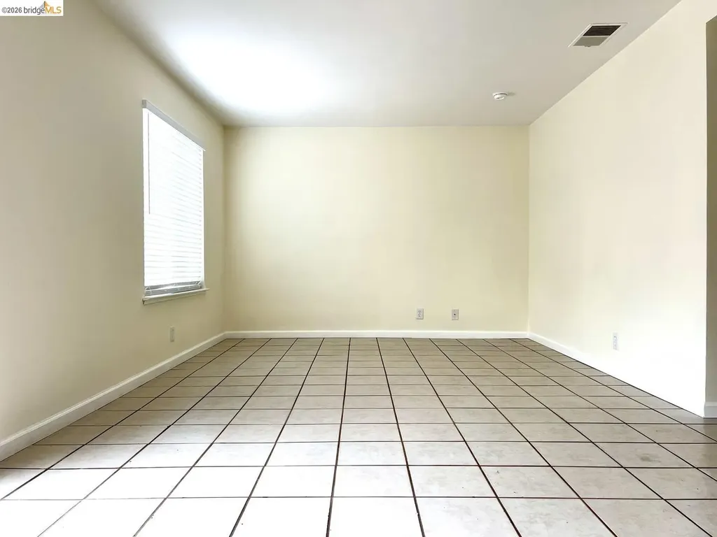 42 El Capitan Lane Antioch CA 94509