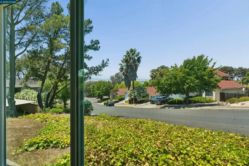 355 Parkview Terrace Vallejo CA 94589