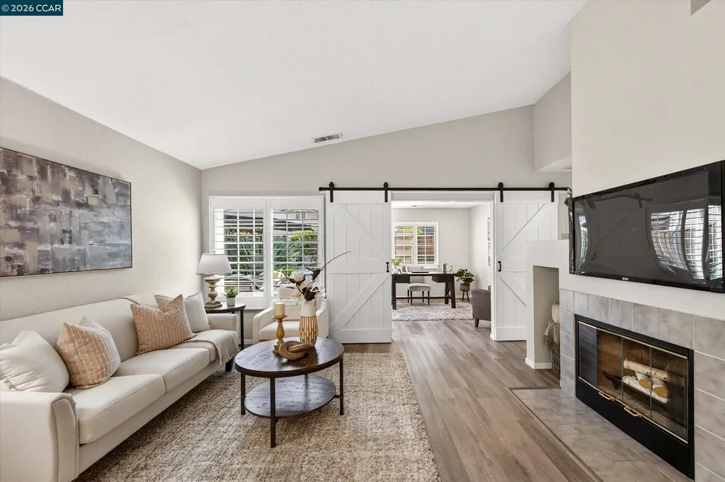 577 Saddleback Circle Livermore CA 94551