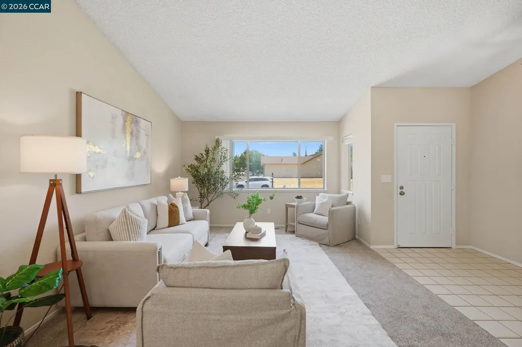 906 Murre Way Suisun City CA 94585