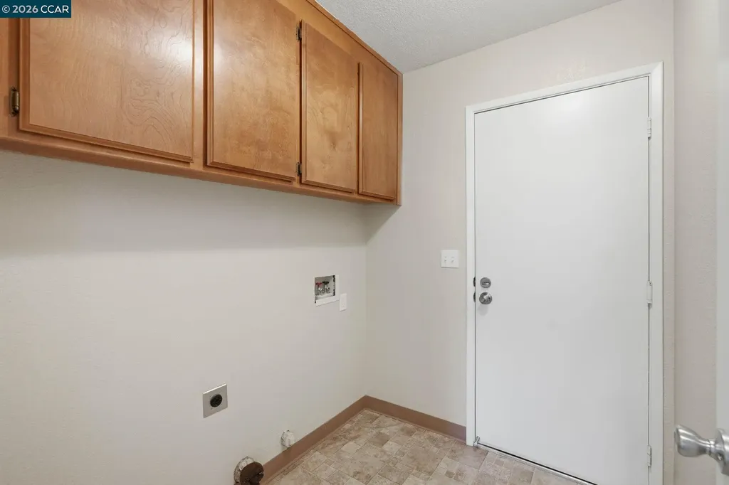906 Murre Way Suisun City CA 94585