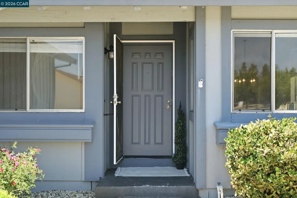 906 Murre Way Suisun City CA 94585