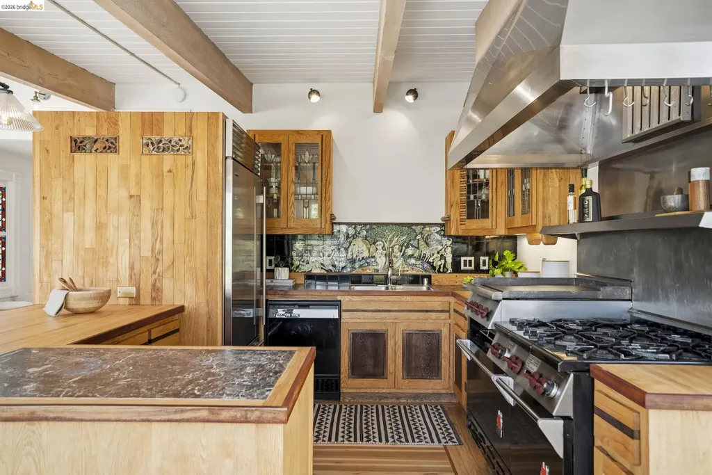 550 Vernon Street Oakland CA 94610