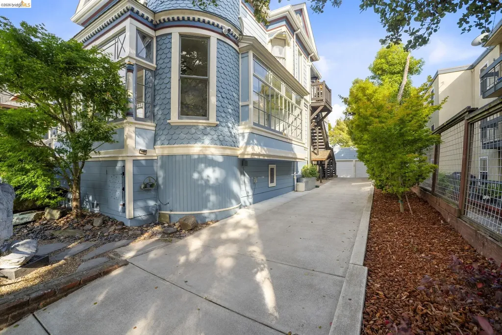 550 Vernon Street Oakland CA 94610