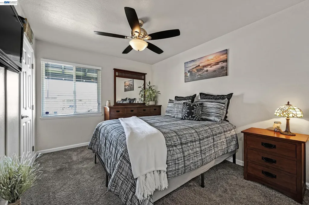 25483 Lindenwood Way Hayward CA 94545