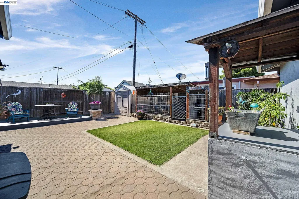 25483 Lindenwood Way Hayward CA 94545