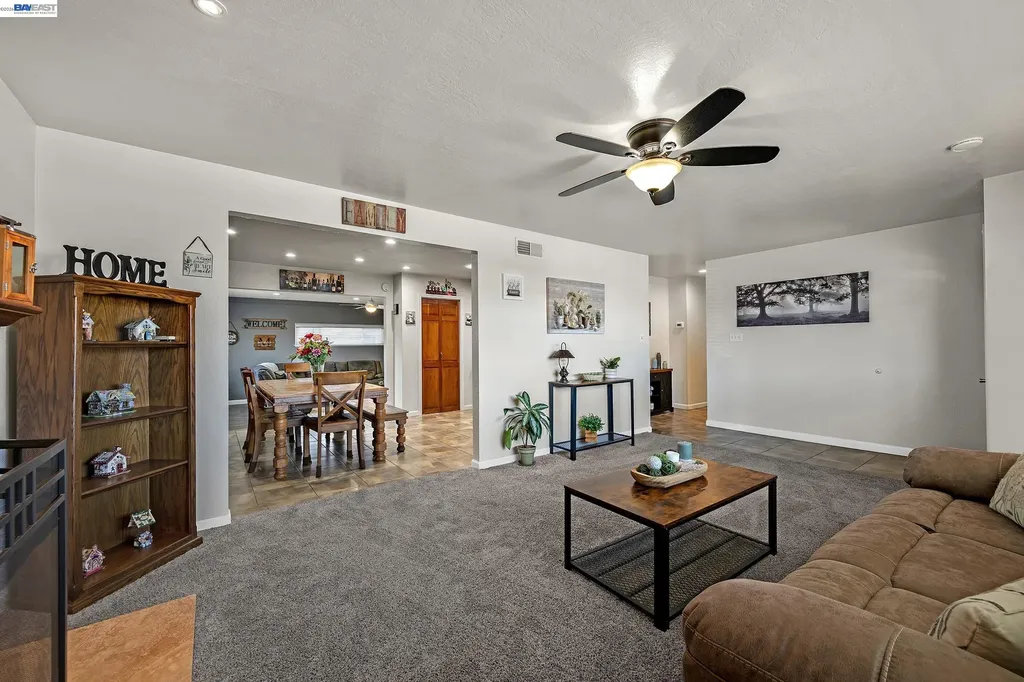 25483 Lindenwood Way Hayward CA 94545