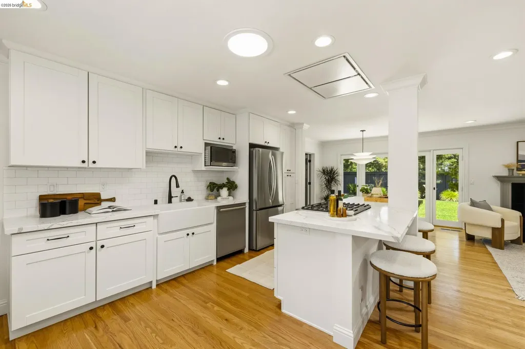 1250 Elmwood Drive Walnut Creek CA 94597