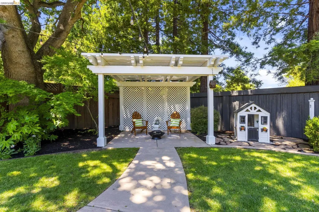 1250 Elmwood Drive Walnut Creek CA 94597