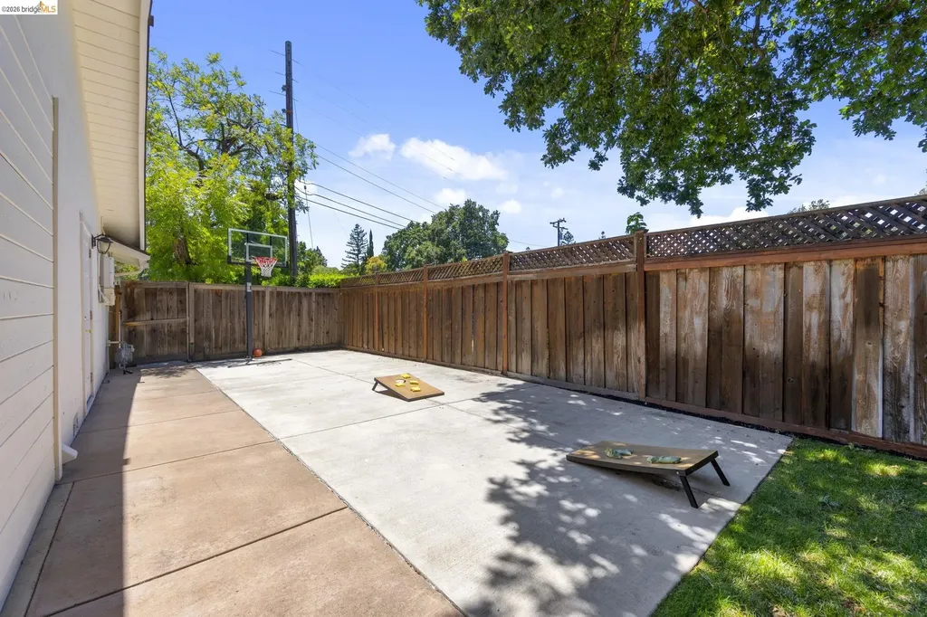 1250 Elmwood Drive Walnut Creek CA 94597