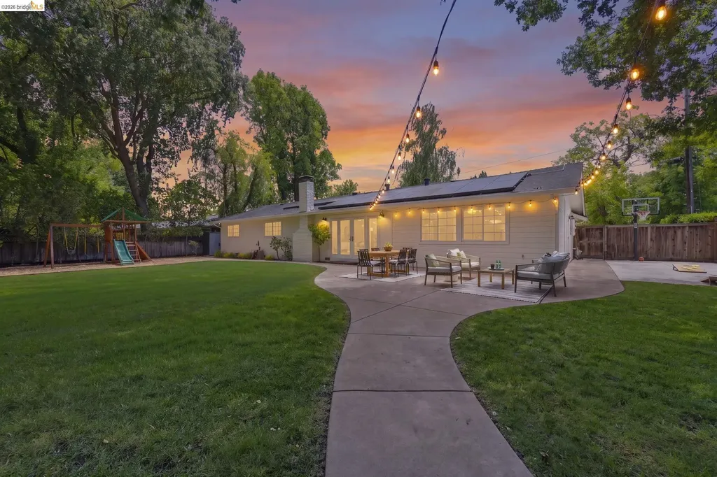 1250 Elmwood Drive Walnut Creek CA 94597