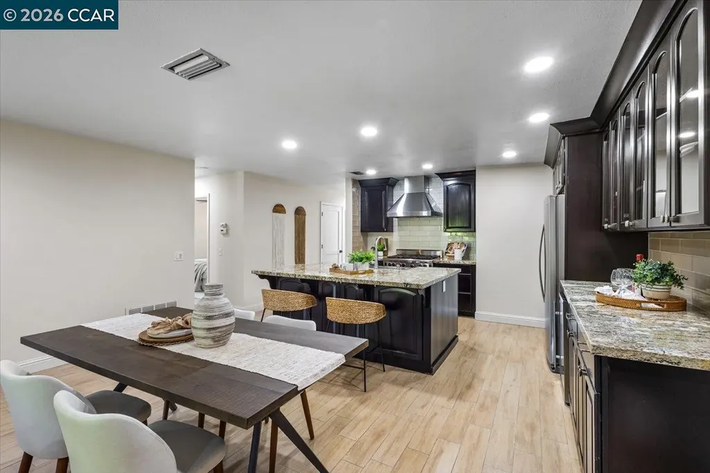102 Vineyard Circle Yountville CA 94599