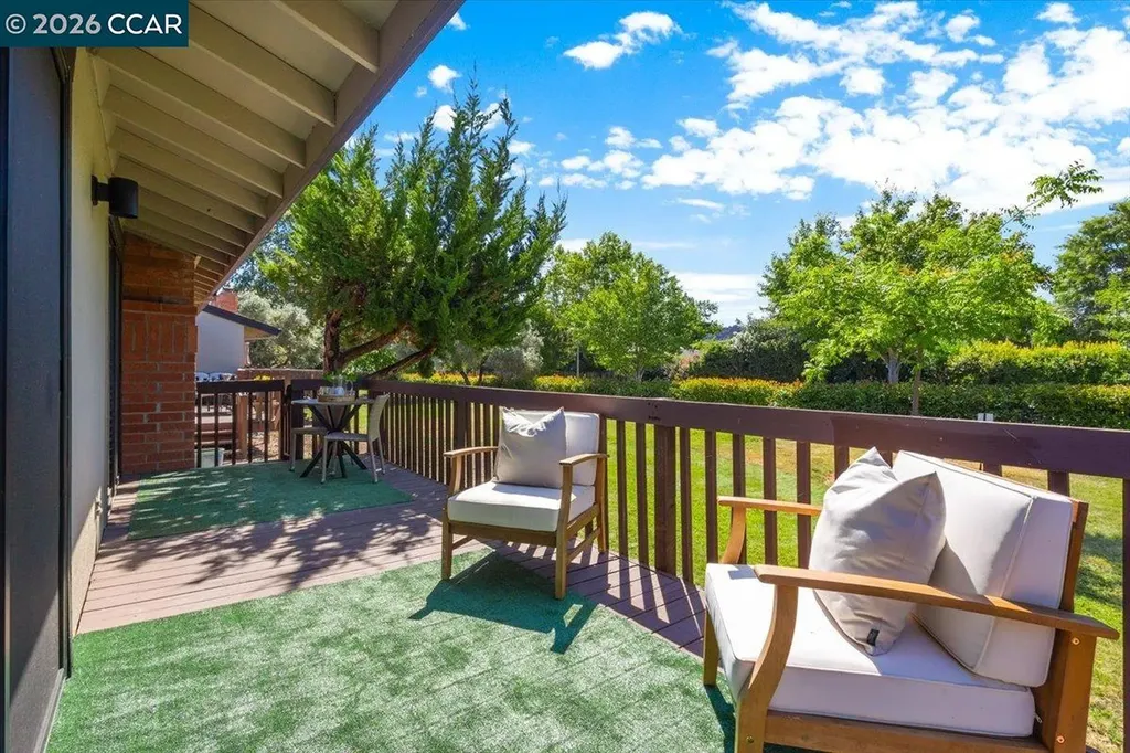 102 Vineyard Circle Yountville CA 94599