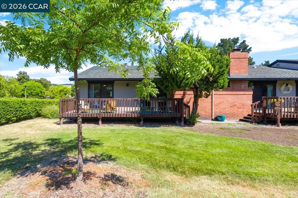 102 Vineyard Circle Yountville CA 94599