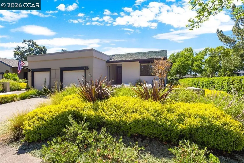 102 Vineyard Circle Yountville CA 94599