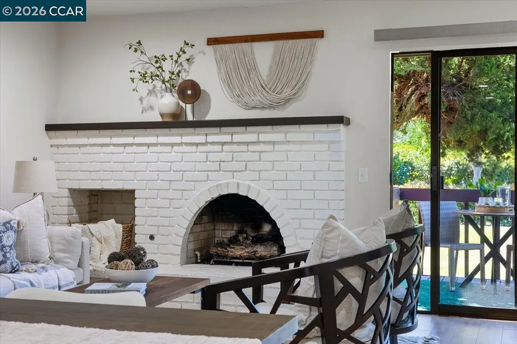 102 Vineyard Circle Yountville CA 94599