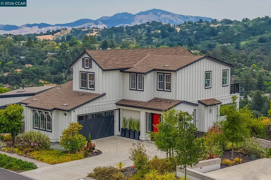 38 Fiddleneck Way Orinda CA 94563