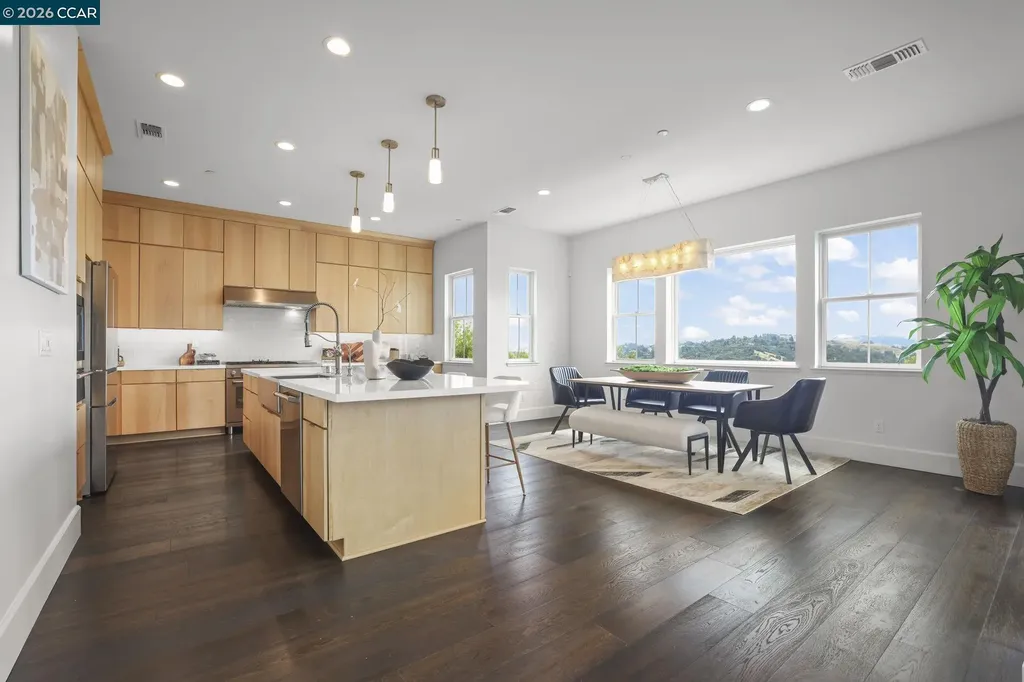 38 Fiddleneck Way Orinda CA 94563