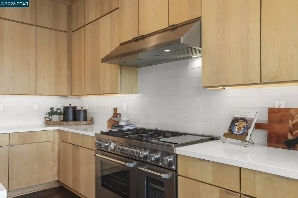 38 Fiddleneck Way Orinda CA 94563